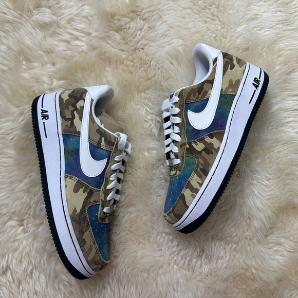 Nike Air Force 1 07 LV8 718152 300 - Picture 1 of 7